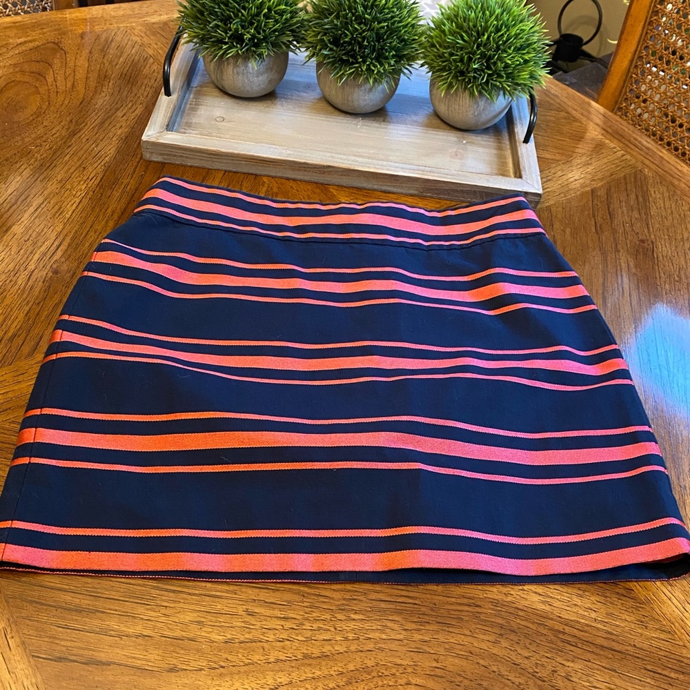 EUC J crew mini skirt Size 2